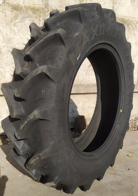 Шина с/х 280/85R24 (11.2R24) RAD85 Maximo 115A8/112B Tubeless (Trelleborg)