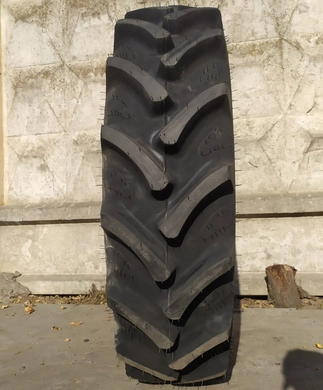 Шина с/х 280/85R24 (11.2R24) RAD85 Maximo 115A8/112B Tubeless (Trelleborg)