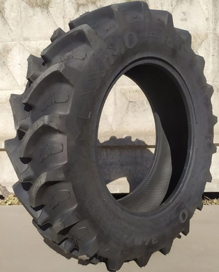 Шина с/г 340/85R28 (13.6R28) RAD85 Maximo 127A8/124B Tubeless (Trelleborg)