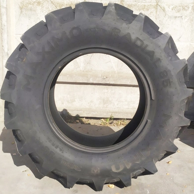 Шина с/х 380/85R24 (14.9R24) RAD85 Maximo 131A8/128B Tubeless (Trelleborg)