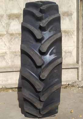 Шина с/х 420/85R38 (16.9R38) RAD85 Maximo 144A8/141B Tubeless (Trelleborg)