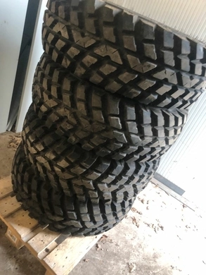 Шина 12.5/80R18 (340/80R18) TRI 2 143A8/138D Tubeless (Nokian)