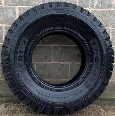 Шина 15.5/80R24 (400/80R24) TRI 2 149A8/144D Tubeless (Nokian)