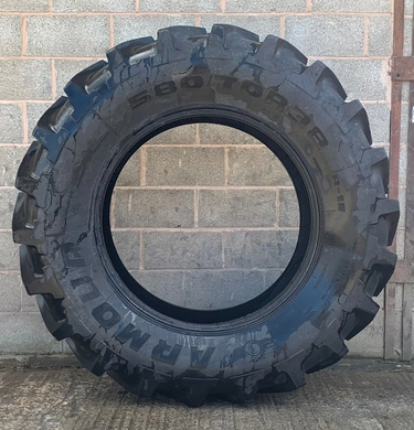 Шина с/г 580/70R38 R-1W 155A8/155B Tubeless (Armour)