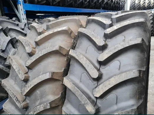 Шина с/г 540/65R30 R-1W 143D/143A8 Tubeless (Armour)