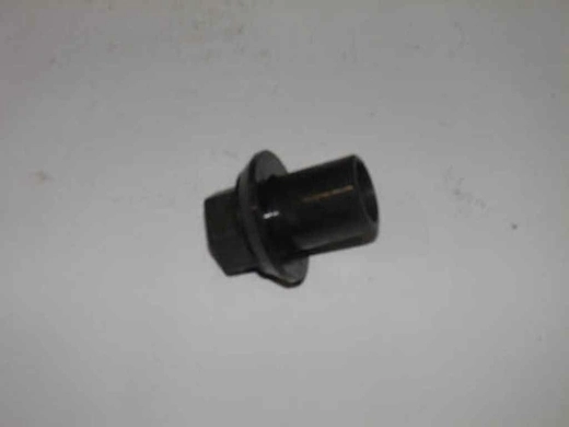 Гайка колесная с юбкой длинная M22X1,5 X 27/32 (DT)