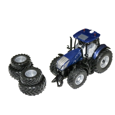Модель трактора New Holland T7.315 на сдвоинных колесах с управлением через Bluetooth 1:32 (SIKU)