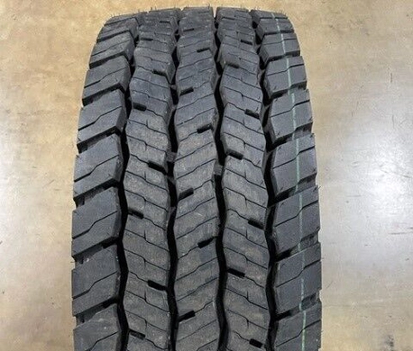 Шина 245/70R19.5 DH35 14 cл 136/134M M+S (Hankook) ведущие