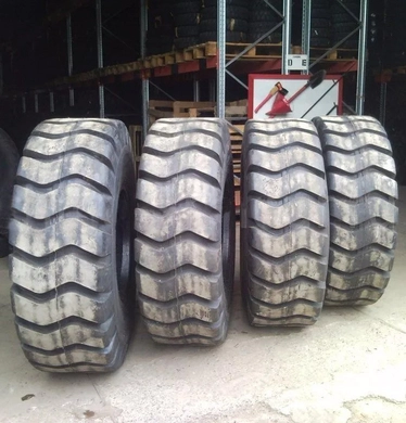 Шина 17.5-25 L3/E3 16 сл 158B Tubeless (Armour)