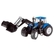 Модель трактора NEW HOLLAND T8040 с фронтальным погрузчиком М1:16 (BRUDER)