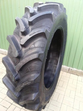 Шина с/х 420/85R28 (16.9R28) LR-861 139A8/136B Tubeless Leao (LingLong)